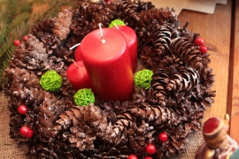 Более 110 работ представили на конкурс новогодних игрушек &laquo;Белой Руси&raquo; во Фрунзенском районе Минска