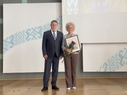 В администрации Фрунзенского района состоялось торжественное награждение представителей трудовых коллективов предприятий, организаций и учреждений Фрунзенского района в рамках празднования Дня народного единства