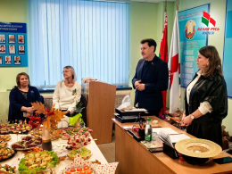 Кто держит на своих плечах целую вселенную?
