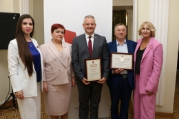 Спасать жизни людей &mdash; это самоотверженный и почетный труд!