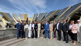 В День рождения столицы у стелы &laquo;Минск &mdash; город-герой&raquo; состоялась церемония возложения цветов